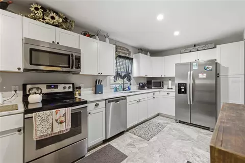 Kitchen - 3017 NE 24th Ct, Ocala, FL 34479 photo 1 of 2