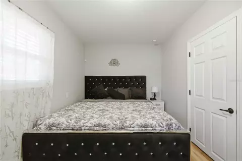 Bedroom - 3017 NE 24th Ct, Ocala, FL 34479 photo 3 of 8