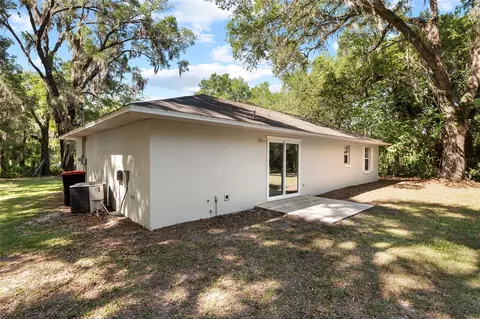 Exterior - 4329 NW 155th St, Reddick, FL 32686 photo 14 of 21