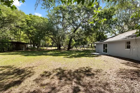Exterior - 4329 NW 155th St, Reddick, FL 32686 photo 18 of 21