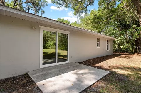 Exterior - 4329 NW 155th St, Reddick, FL 32686 photo 13 of 21