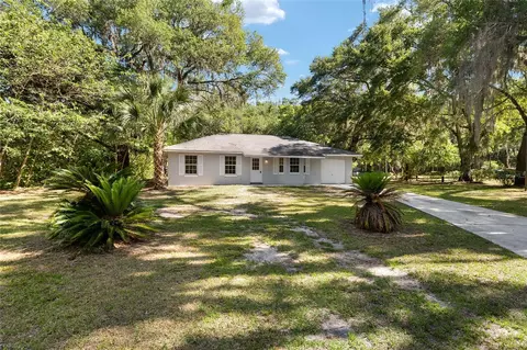 Exterior - 4329 NW 155th St, Reddick, FL 32686 photo 5 of 21