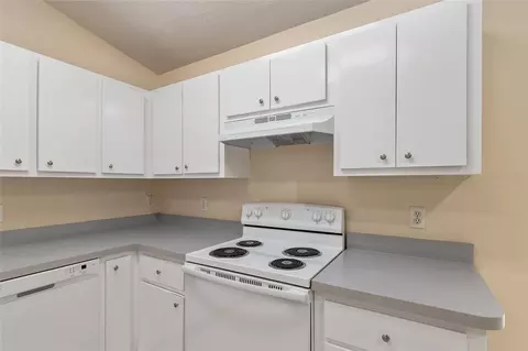 Kitchen - 4329 NW 155th St, Reddick, FL 32686 photo 6 of 6