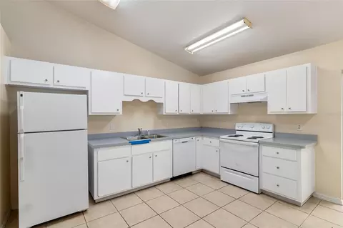 Kitchen - 4329 NW 155th St, Reddick, FL 32686 photo 3 of 6
