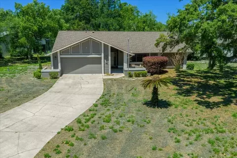2 Canela Ct, Homosassa, FL 34446