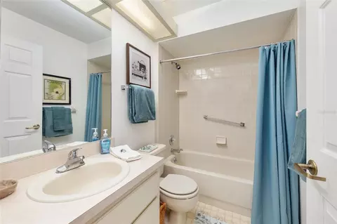 Bath - 8038 SW 108th Loop, Ocala, FL 34481 photo 5 of 6