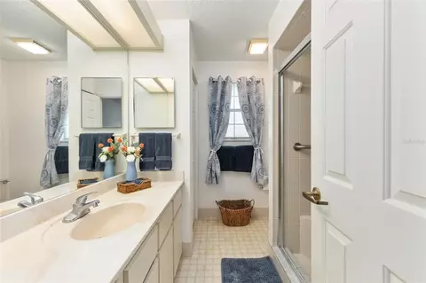 Bath - 8038 SW 108th Loop, Ocala, FL 34481 photo 2 of 6