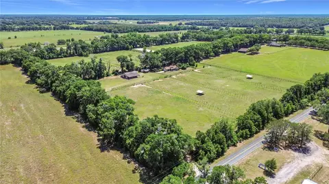 20540 SW 5th Pl, Dunnellon, FL 34431