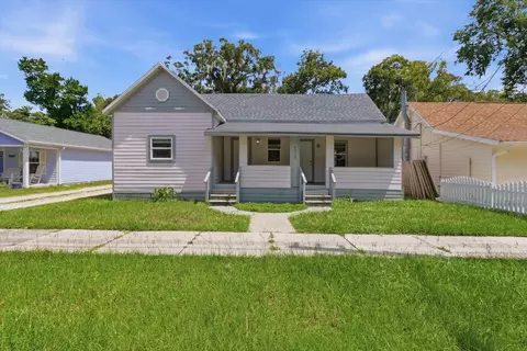 20707 Walnut St, Dunnellon, FL 34431