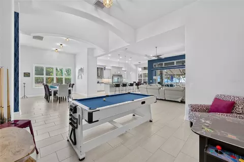 Entry Way - 1500 W Alton Bay Pl, Hernando, FL 34442 photo 5 of 7