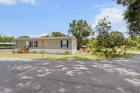 609 S Redbud Ter, Inverness, FL 34450