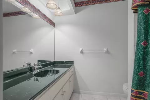 Bath - 270 E Glassboro Ct #2B, Hernando, FL 34442 photo 3 of 5