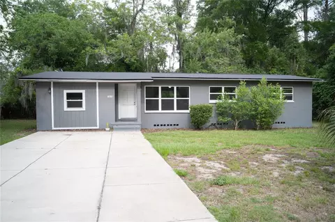 1015 SE 10th Ter, Gainesville, FL 32601