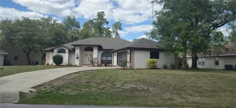 27 Grass St, Homosassa, FL 34446