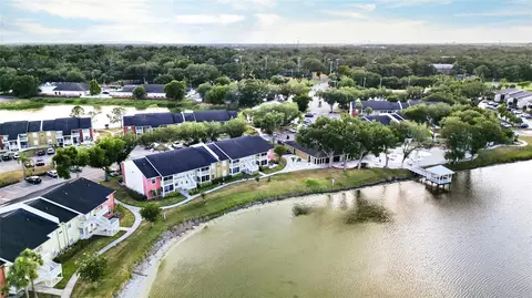 214 Lake Parsons Grn #206, Brandon, FL 33511