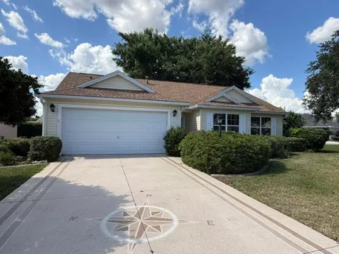 3001 Saint Thomas Ln, The Villages, FL 32162