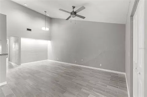 Living - 4151 SE 22nd Ave, Ocala, FL 34480 photo 2 of 7