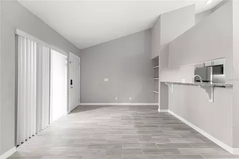 Living - 4151 SE 22nd Ave, Ocala, FL 34480 photo 3 of 7