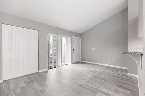 Living - 4151 SE 22nd Ave, Ocala, FL 34480 photo 4 of 7