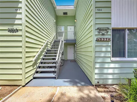 Exterior - 533 Midway Dr #B, Ocala, FL 34472 photo 10 of 14