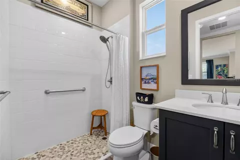 Bath - 10363 SW 96th Loop, Ocala, FL 34481 photo 4 of 4