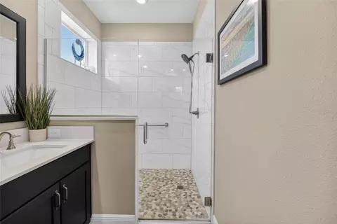 Bath - 10363 SW 96th Loop, Ocala, FL 34481 photo 3 of 4