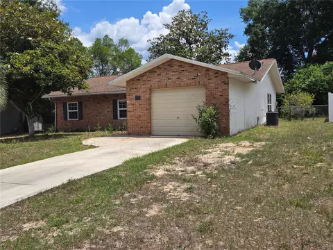 Exterior - 19 Spring Dr Pl, Ocala, FL 34472 photo 3 of 3