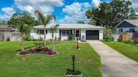 302 S Tyler St, Beverly Hills, FL 34465