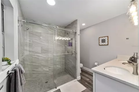 Bath - 3823 SE 9th Pl, Ocala, FL 34471 photo 1 of 3