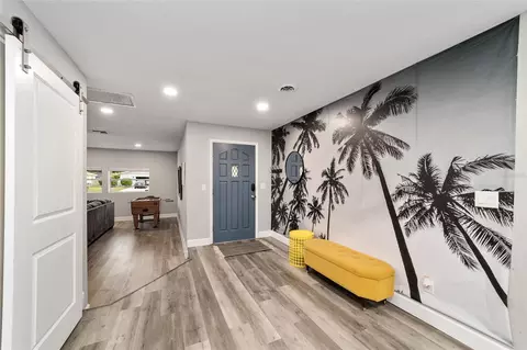 Entry Way - 3823 SE 9th Pl, Ocala, FL 34471 photo 2 of 3
