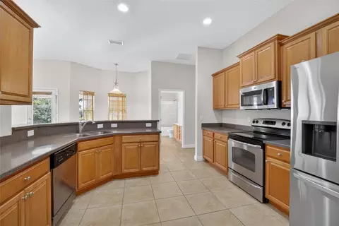 Kitchen - 4319 SW 63rd St, Ocala, FL 34474 photo 2 of 4