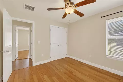Bedroom - 4319 SW 63rd St, Ocala, FL 34474 photo 4 of 7