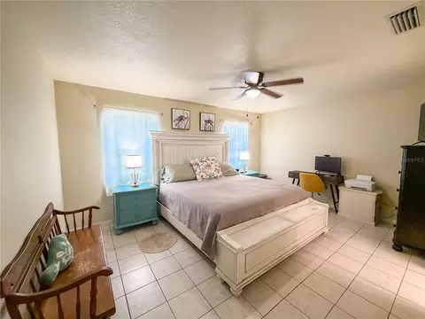 Bedroom - 192 Willow Rd, Ocala, FL 34472 photo 2 of 5