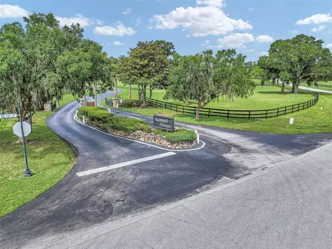 View/Area - 1989 NW 111th Loop, Ocala, FL 34475 photo 3 of 11