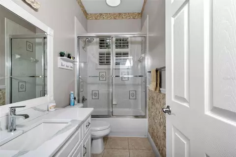 Bath - 1989 NW 111th Loop, Ocala, FL 34475 photo 5 of 5