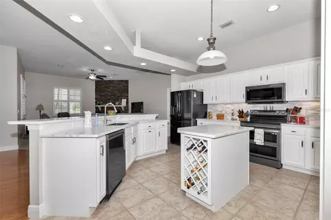 Kitchen - 1989 NW 111th Loop, Ocala, FL 34475 photo 1 of 4