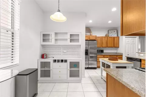 Kitchen - 9317 SW 94th Loop, Ocala, FL 34481 photo 7 of 7