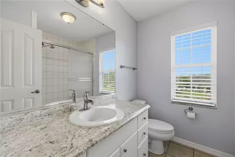 Bath - 3015 SE 40th St, Ocala, FL 34480 photo 2 of 5