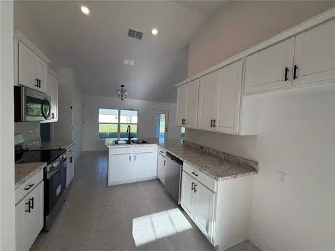 Kitchen - 52 Hemlock Trl, Ocala, FL 34472 photo 2 of 3