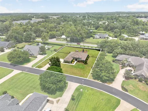 View/Area - 3903 SE 38th Loop, Ocala, FL 34480 photo 2 of 2