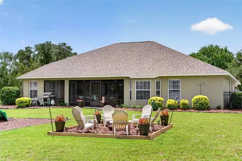 Exterior - 3903 SE 38th Loop, Ocala, FL 34480 photo 6 of 9