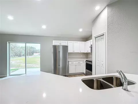 Kitchen - 4810 SW 139th Street Rd, Ocala, FL 34473 photo 5 of 5