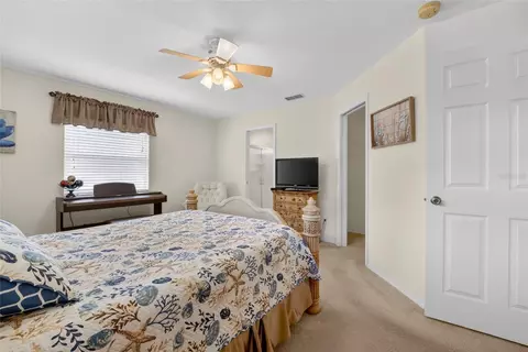 Bedroom - 6032 SW 103rd Loop, Ocala, FL 34476 photo 2 of 5