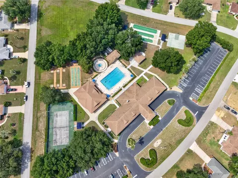 View/Area - 6032 SW 103rd Loop, Ocala, FL 34476 photo 4 of 5