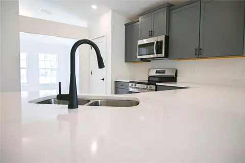 Kitchen - 3135 NE 45th Ave, Ocala, FL 34470 photo 1 of 2