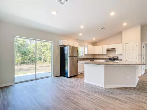 Living - 7005 Hemlock Crse, Ocala, FL 34472 photo 5 of 5