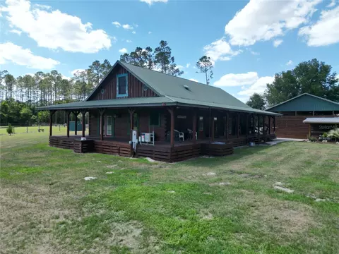 Exterior - 7191 NE 150th Ave, Williston, FL 32696 photo 3 of 10