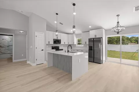 Kitchen - 85 Juniper Loop Cir, Ocala, FL 34480 photo 1 of 2