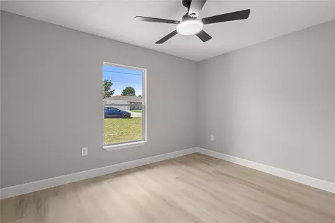 Bedroom - 85 Juniper Loop Cir, Ocala, FL 34480 photo 2 of 5