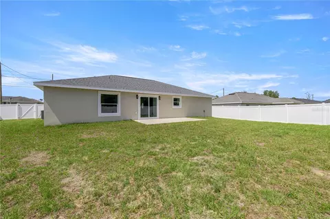Exterior - 85 Juniper Loop Cir, Ocala, FL 34480 photo 3 of 5